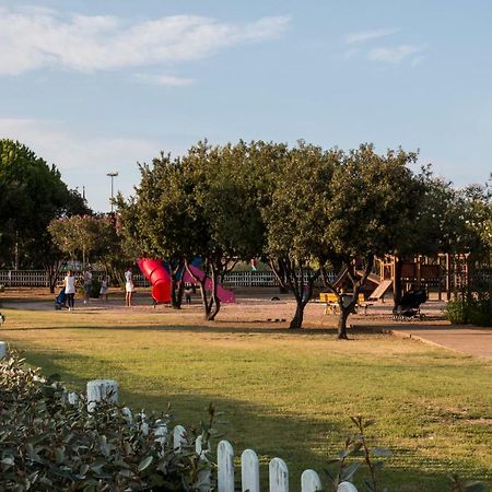 Hotel Maria Golfo Aranci Dış mekan fotoğraf