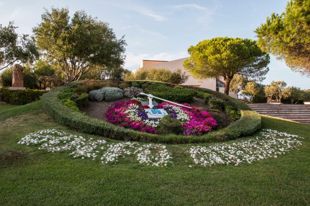 Hotel Maria Golfo Aranci Dış mekan fotoğraf